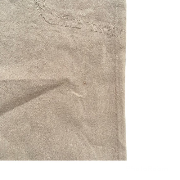 VINCE Belted Cropped Linen Blend Pants - Picture 10 of 11